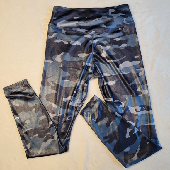 Nike One Dri-Fit Leggings Camo Leggings  Size M - Picture 6 of 6